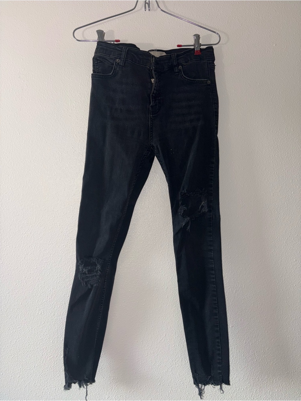 Free People Womens 26R Jeans Skinny Tapered Leg Black Denim Fitted Casual